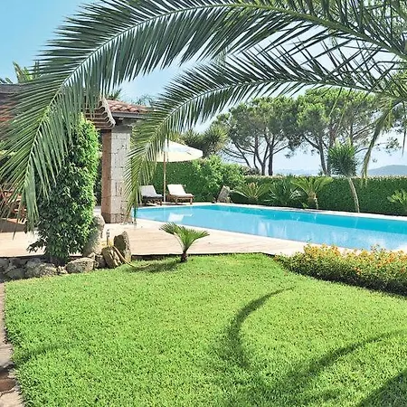 Salina Bamba Sleeps 8 Pool Air Con * Capo Coda Cavallo
